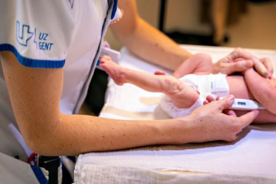 Verzorging baby materniteit